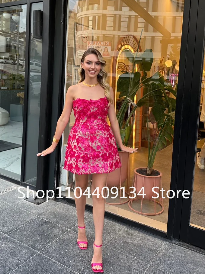 

Фуксия Розовые мини-вечерние коктейльные платья Вязаное крючком кружево с цветочным принтом без бретелек Прекрасное короткое платье для вечеринки на день рождения по индивидуальному заказу