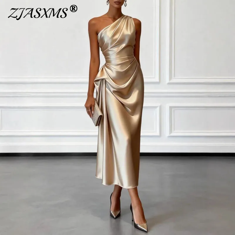 Robe longue élégante en satin pour femme, à taille froncée, col asymétrique, coupe ajustée, asymétrique à une épaule, avec fente et fermeture éclair, pour soirée, printemps et été