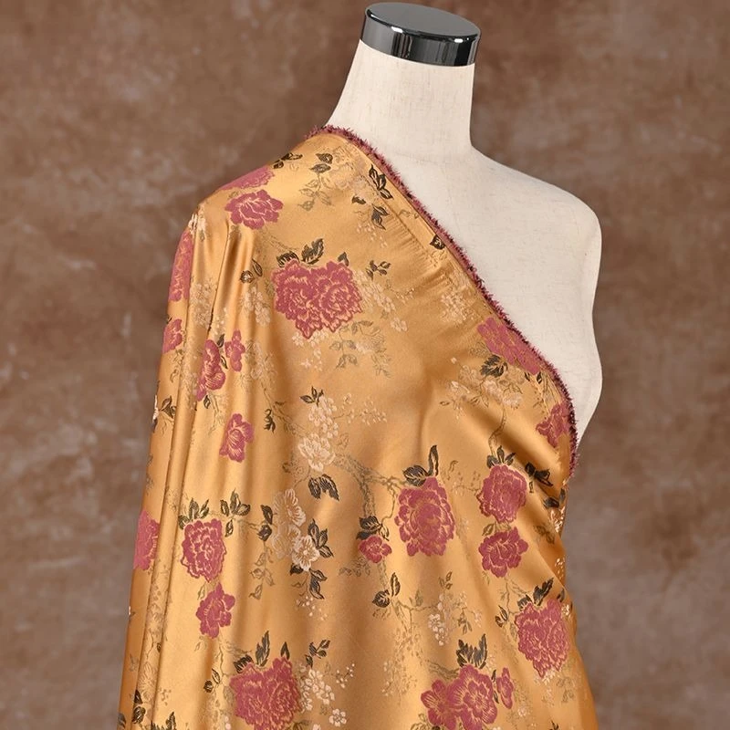 

Золотой пион, жаккардовая ткань для костюма в китайском стиле, осенняя элегантная текстурированная дизайнерская ткань с цветочным принтом для банкета, формальная удобная ткань