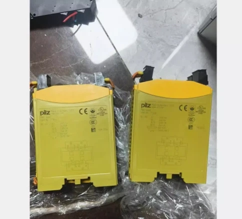 

Safety Relay PNOZ Mo4p 773536