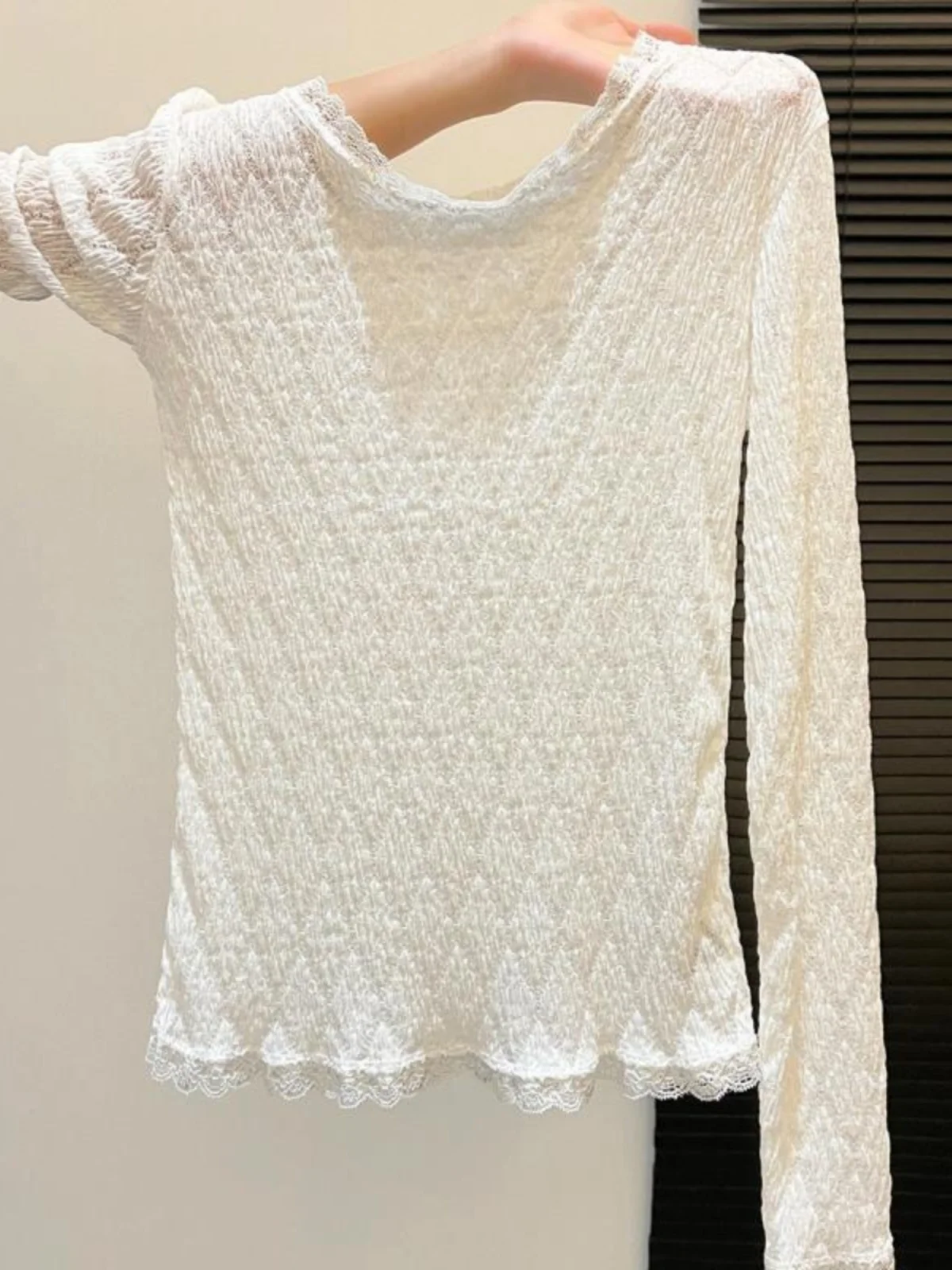 

Lace Trim Long Sve round Ne T-irt Women's Faion Korean Sle Splice Me Top White Lace Autumn Women's T-irt