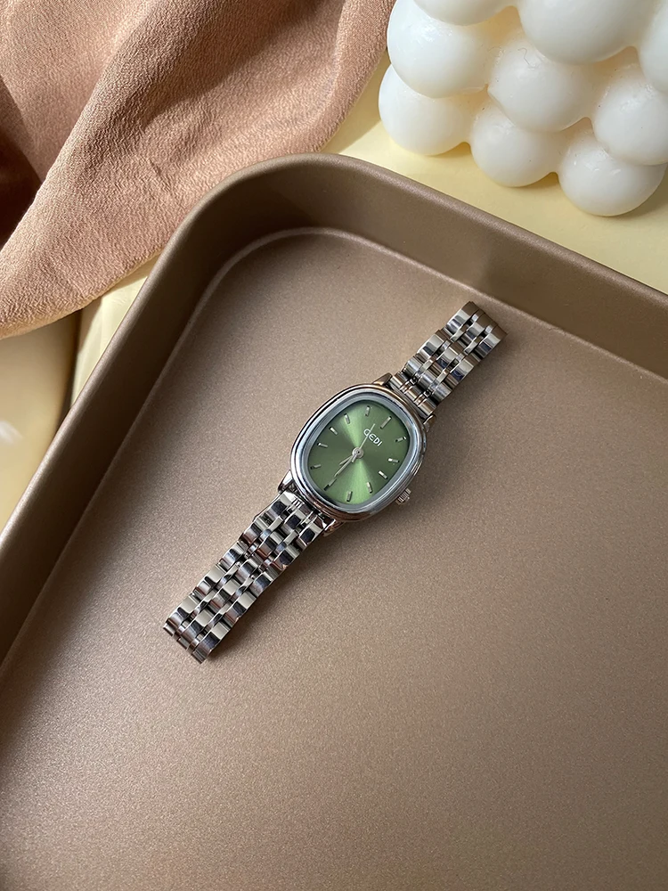 Fashion Simplicity Temperament Square Chain Watchs For women girl Chain watch strap watch Jewelry wholesale