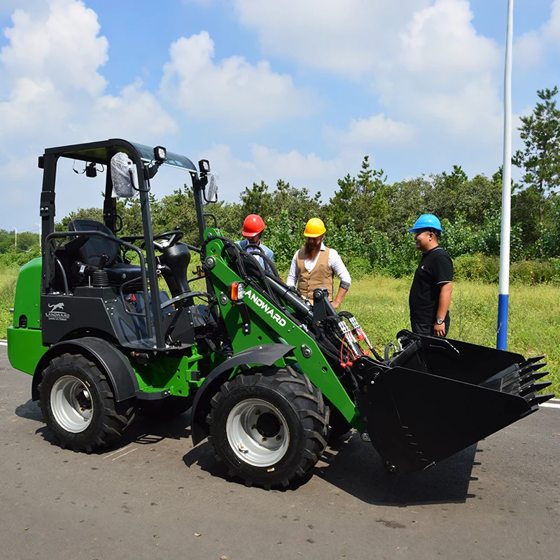 Kompaktowy ładowarka Landward, mini ładowarka, silnik Kubota Diesel zgodny z normą EPA Euro 5, ładowarka rolnicza 2 tony, ładowarka kołowa z akcesoriami, niestandardowa mini ładowarka.