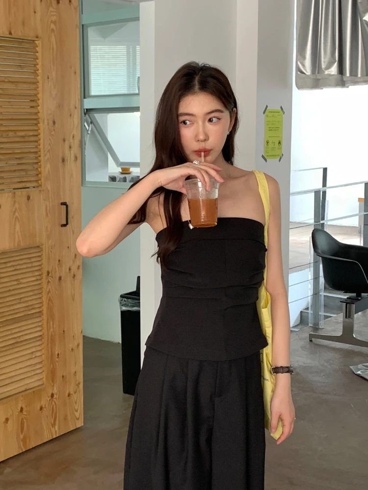 

Luu Studio Pure Desire Bla Бюстье с запахом Женский облегающий жилет Svel Верхняя одежда Полиэфирное волокно или длина