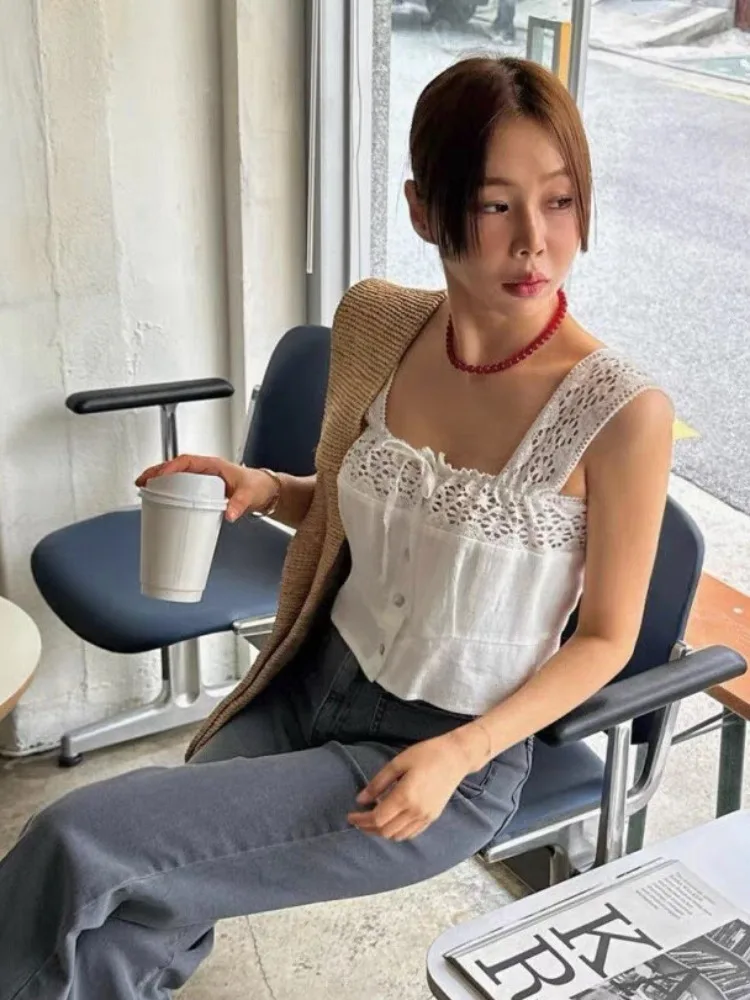 East Gate Design Hooked Flower Embroidery Sleeveless Lace Strap Vest Outerwear Beautiful Top Women's Fashion Summer Polyester...