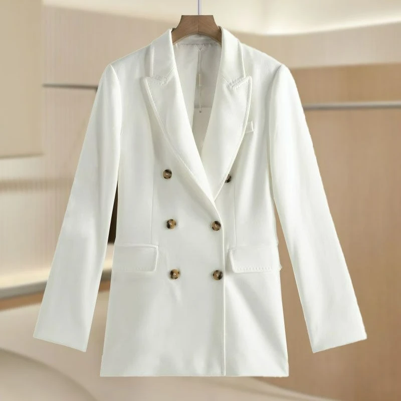 

Весна-осень 2026. Новая коллекция. Однотонный облегающий модный простой двубортный костюм. Верхняя одежда.