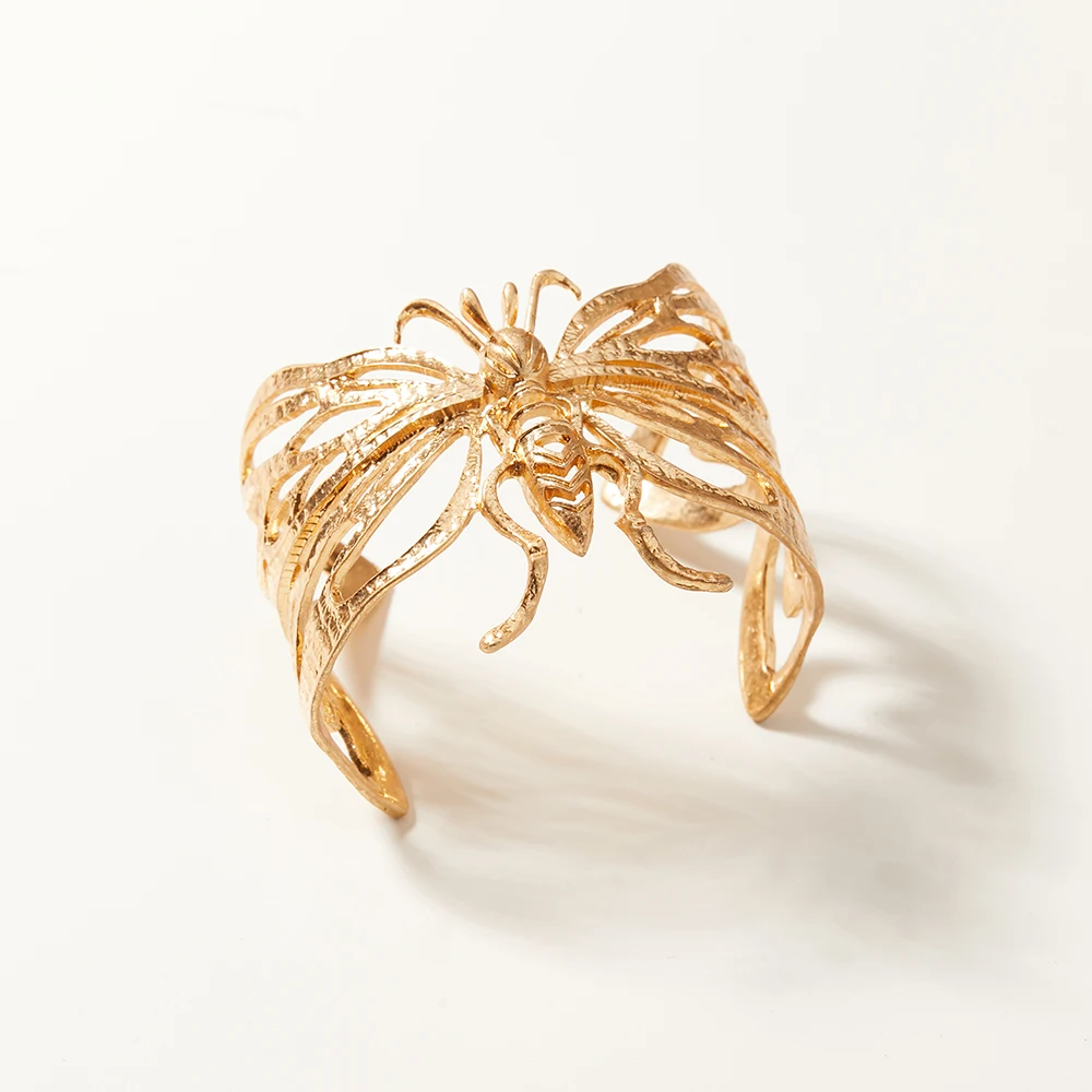 

New gold-plated hollow butterfly women's bracelet fashionable retro and luxurious evening accessory Free shipping