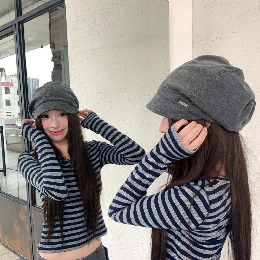 Rivet Ornament Slouchy Beret Solid Color Face Framing Short Brim Hat Soft Fabric Warm Lining Studded Beanie Fashion Girls