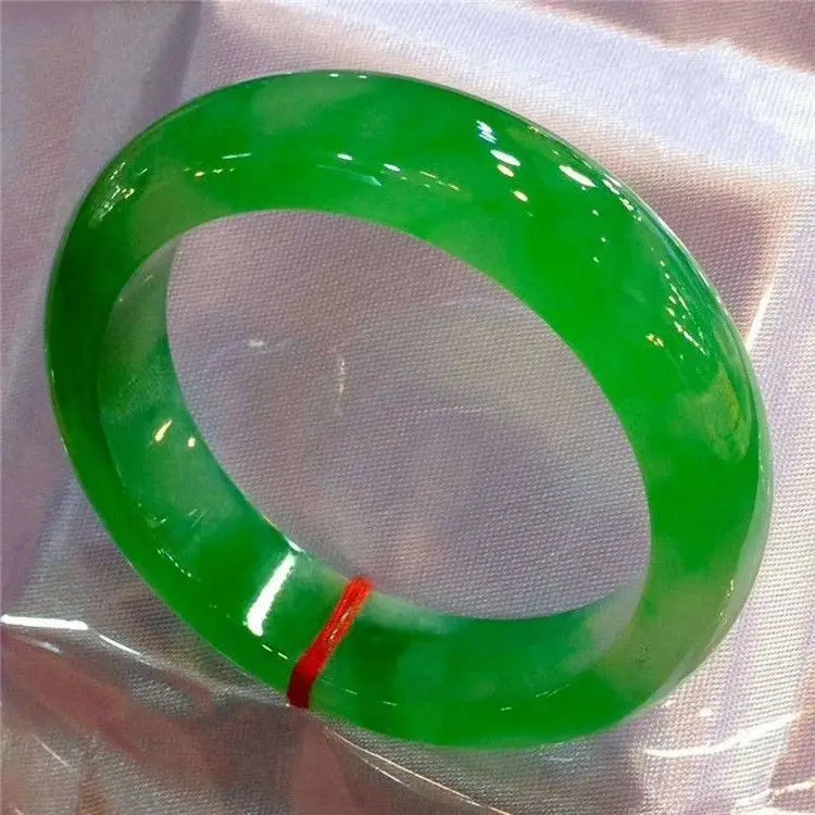

1 Jade Bracelet Ice Emperor Green Myanmar Jade Bracelet Ice Bottom Emerald Full Green Ladies