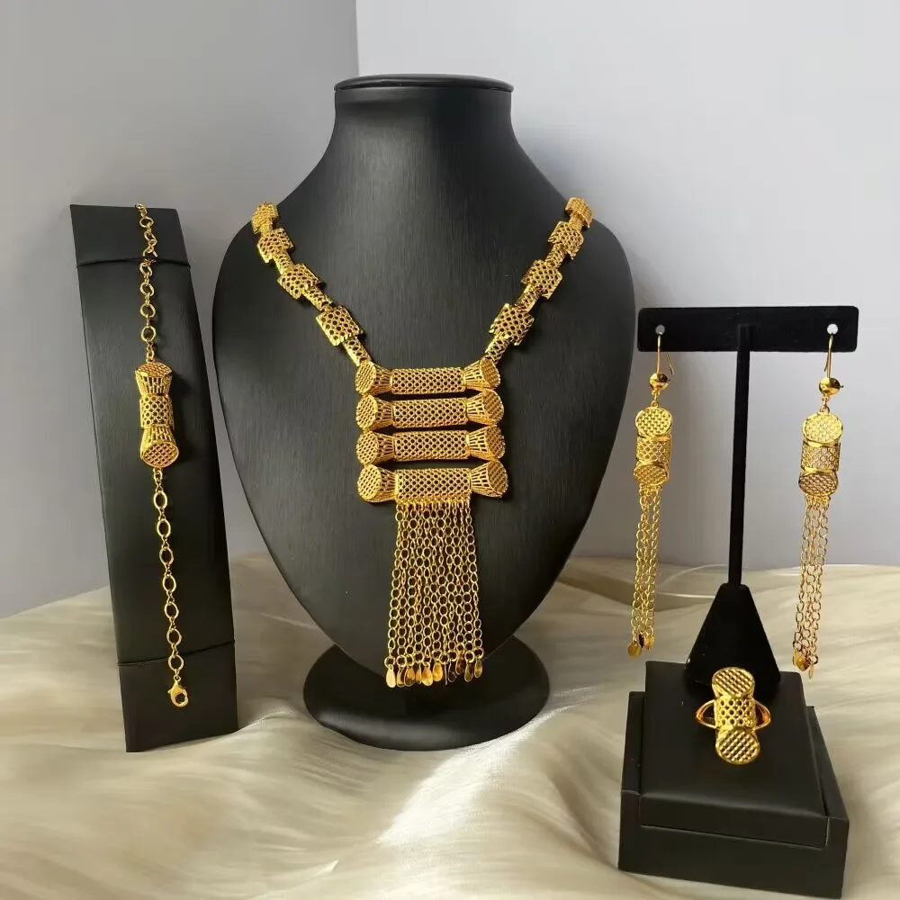 

New Dubai British Alloy Gold Plated Necklace, Earrings, Rings, Bracelets, Wedding Party Jewelry Set, Gift for Lover YY10706