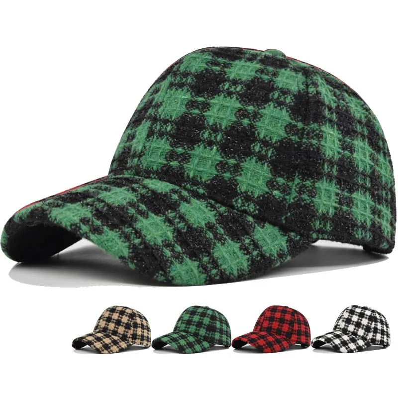 Elegant Plaid Fleece Baseball Cap Thick Warm Casual British Retro Style Two-Tone Design Perfect for Everyday & Holiday Outfits