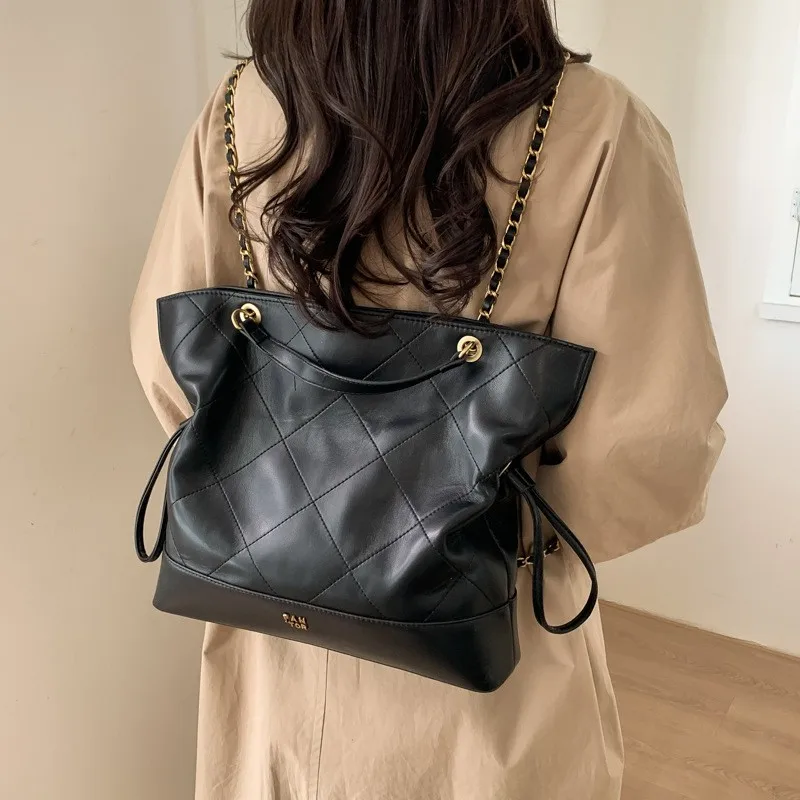 

Женская большая сумка-тоут с цепочкой в стиле ретро, новинка 2025, сумка Sle Diamond id с двойным плечом, модная сумка через плечо