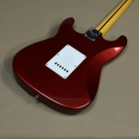Classic red ST model electricguitar with white pickguard maple fingerboardguitars