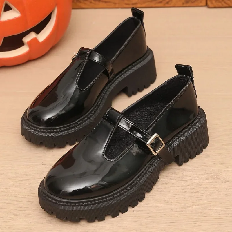 أحذية السيدات 2025 ماركة مشبك حزام المرأة عالية الكعب موضة جولة تو مكتب الوظيفي جديد مريح حجم كبير مضخات النساء