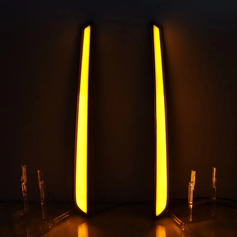 سيارة LED بدوره مصابيح إشارة لتويوتا برادو LC250 2024 2025 ترقية العمود الخلفي ضوء أضواء خلفية التوصيل والتشغيل ضوء الفرامل