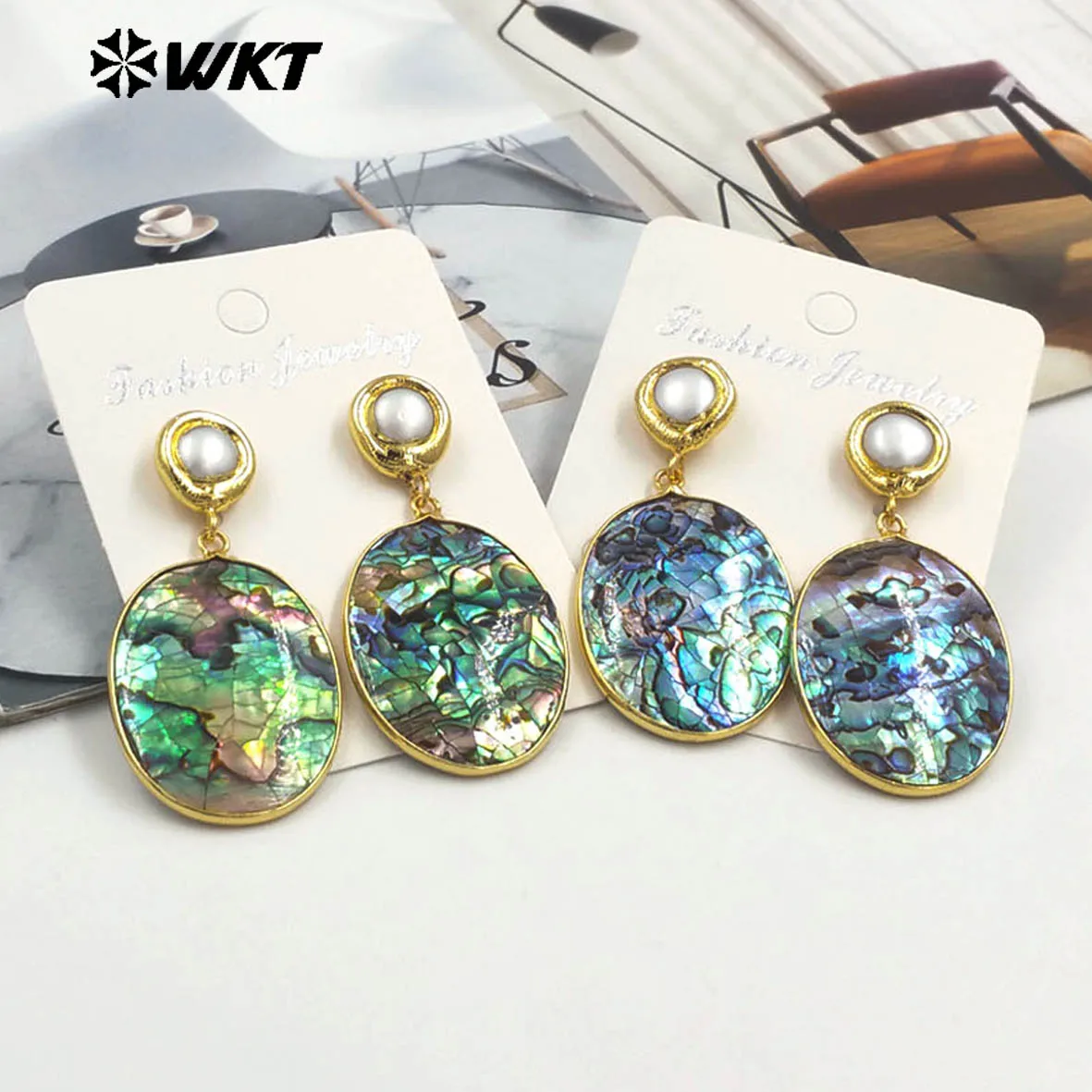 

WT-MPE148 Новейший дизайн серьги в форме эллипсоидной формы с жемчугом и ракушкой из настоящего золота 18 карат для друзей