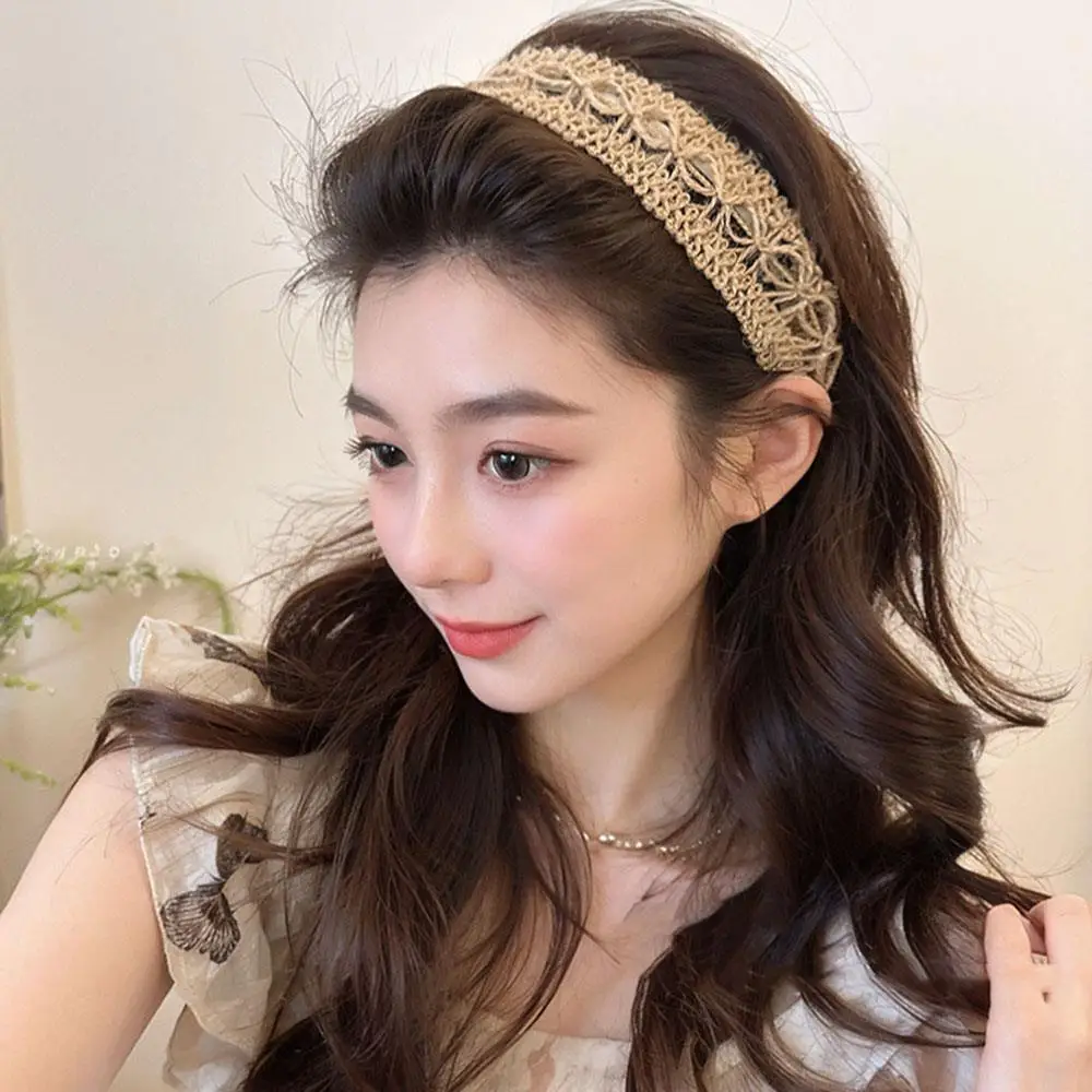

1 X Knitted Lace Hemp Rope Head Hoop Wide-Brimmed Straw Headband Hollow Out Braided Hairband Hand-Woven Elegant Linen Hair Hoop