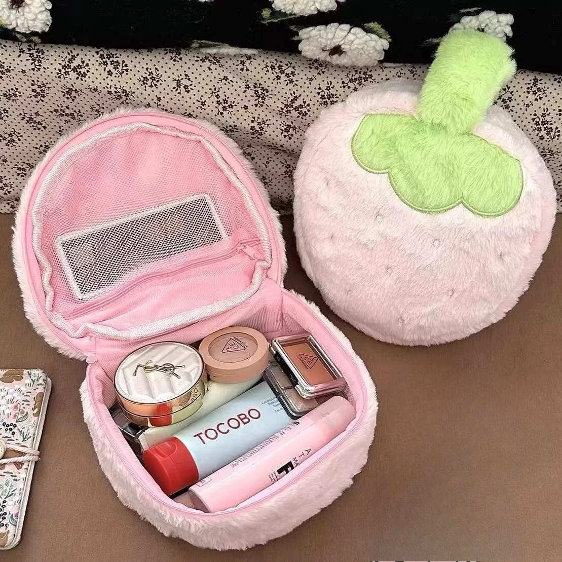 Strawberry Plush Makeup Bag Cute Large Capacity Travel Cosmetic Case Toiletry Pouch with Handle Girls Brush Storage Organizer
