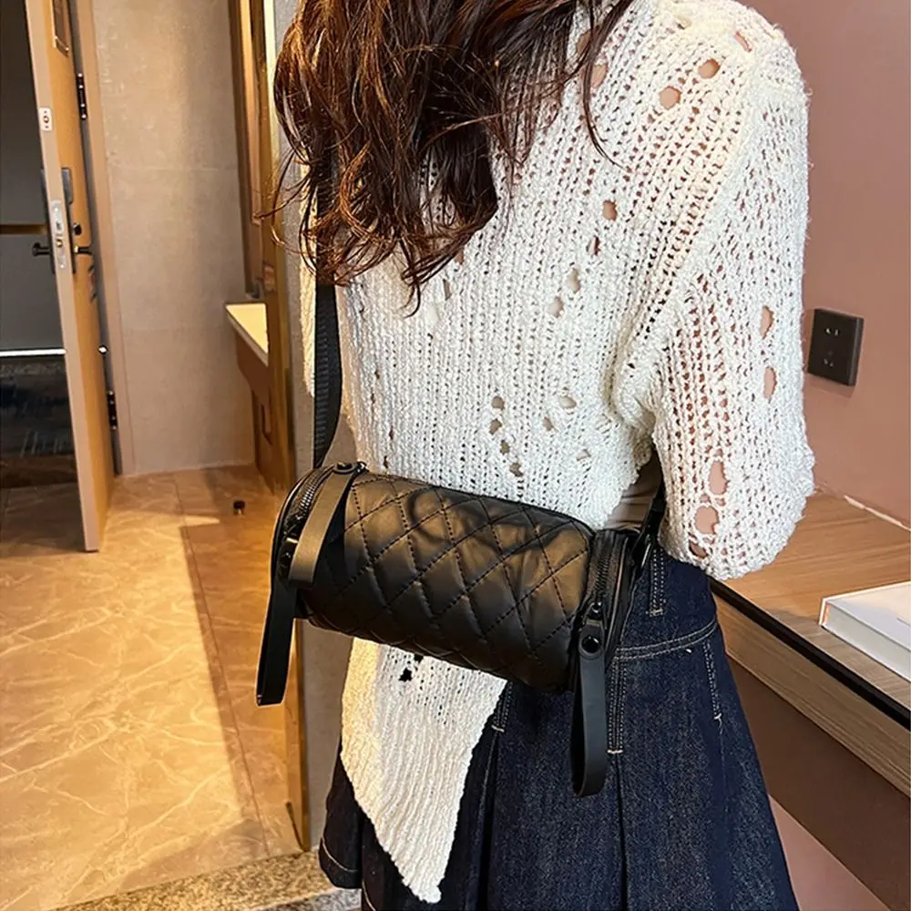 

Casual Elegant Nylon Shoulder Bag Plaid Korean Style Rhombus Crossbody Bag Solid Color Handbag Cylinder Bag Lady