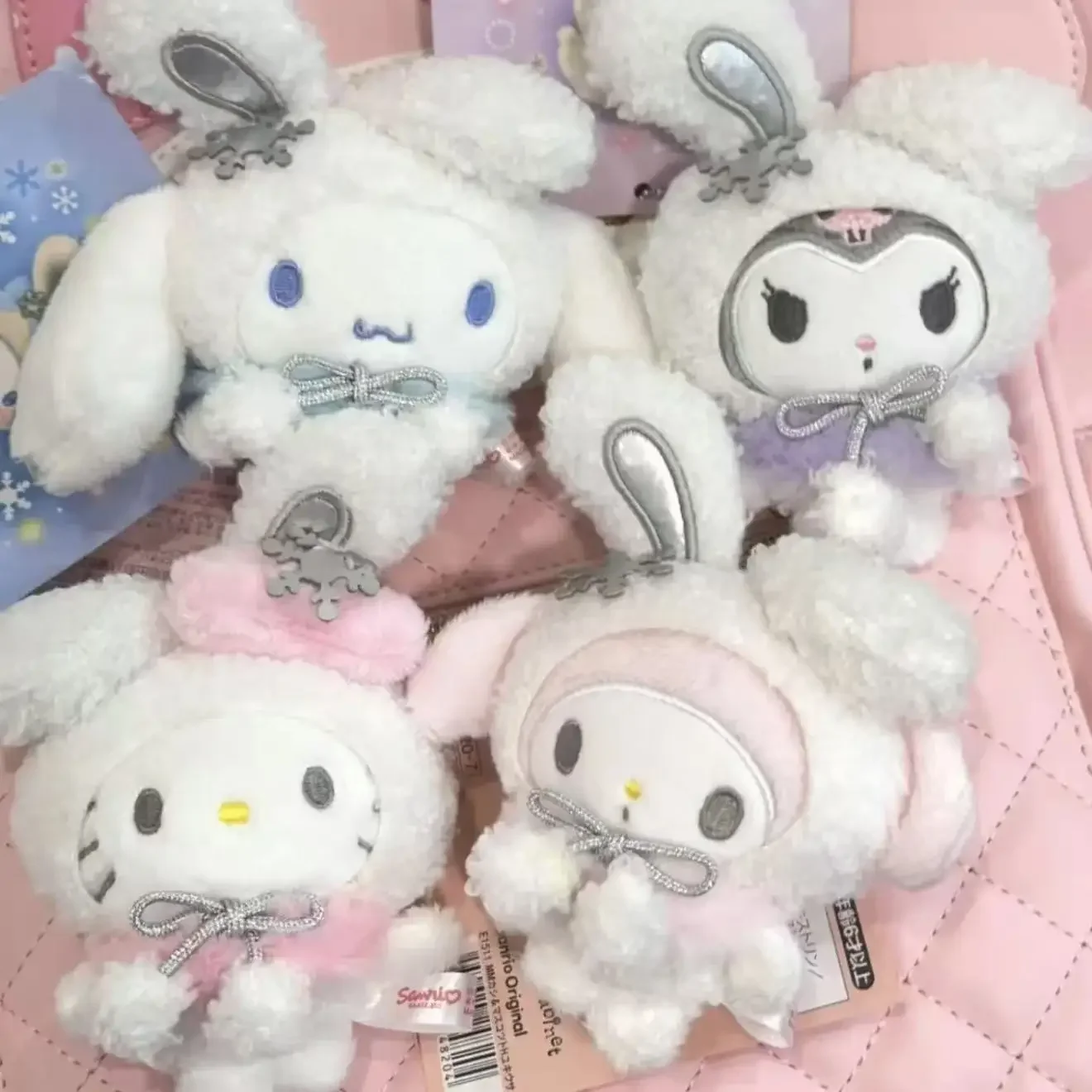 

Милый плюшевый брелок Hello Kitty второго поколения в образе горного кролика, аксессуар для сумки, плюшевая кукла My Melody Cinnamoroll, подарок на день рождения