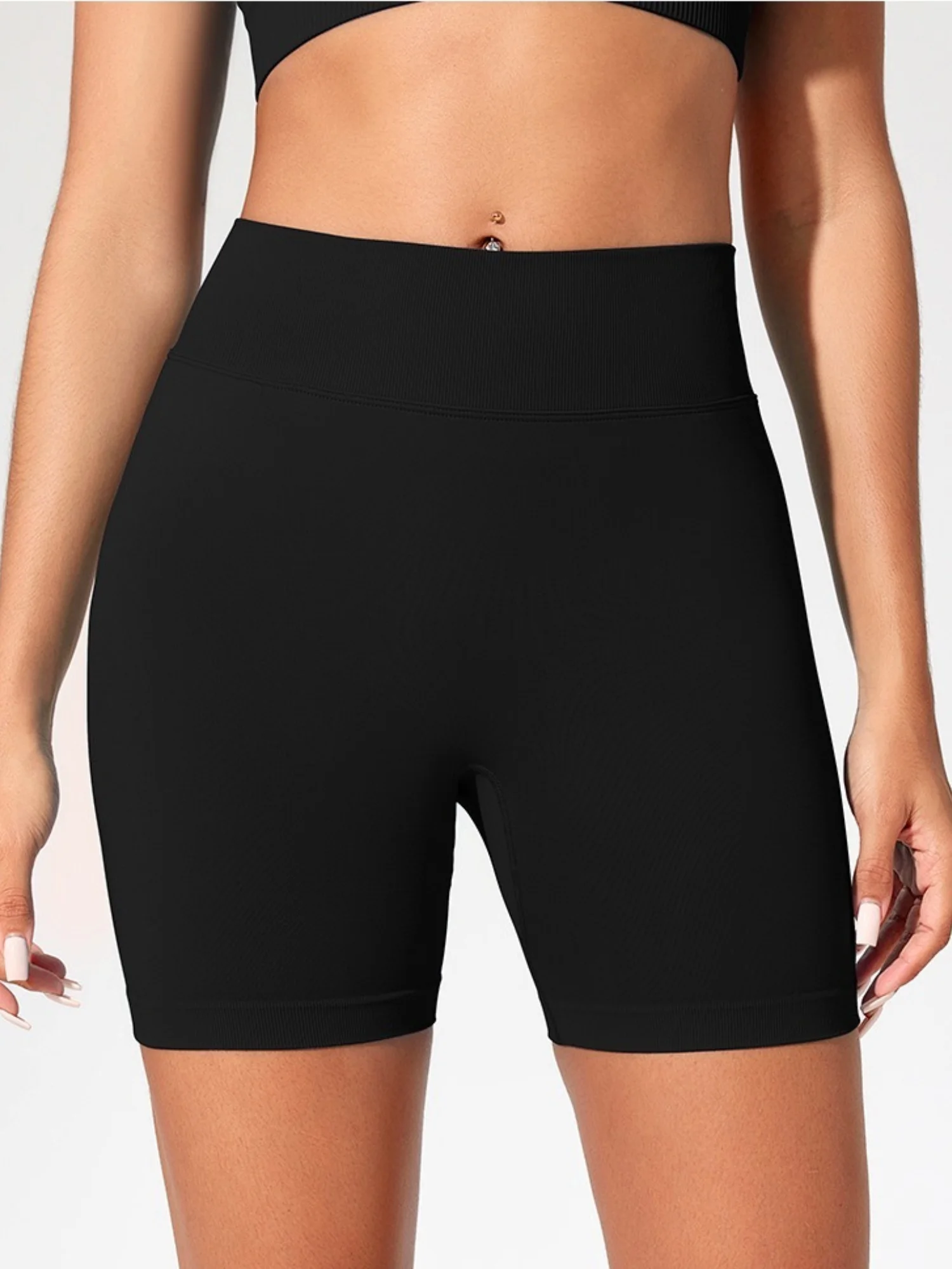 Celana Pendek Yoga Pinggang Tinggi Musim Panas Celana Kebugaran Lari Modis dan Seksi Legging Yoga Warna Solid