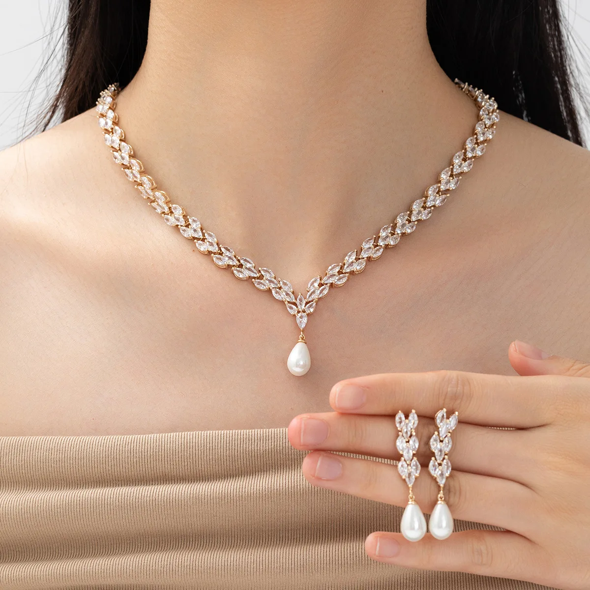 

Роскошный комплект ювелирных изделий с цирконием для женщин, жемчужный кулон, ожерелье, серьги, комплект для свадьбы, невесты, выпускного вечера, ожерелье, аксессуары, подарки