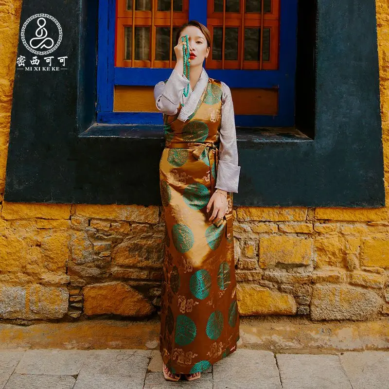 Tibetische Bora Damen Lhasa Kleidung neue zweiteilige tibetische Kleidung