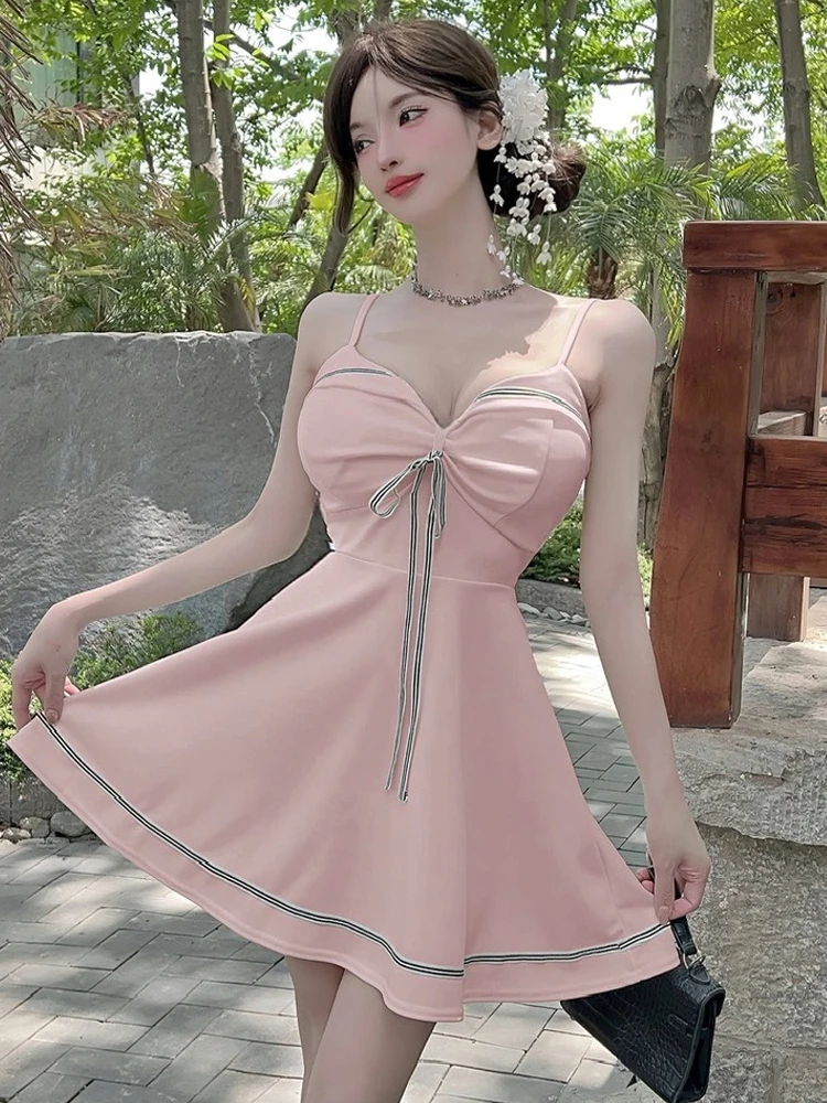 

Сексуальная полосатая юбка трапециевидной формы с бантом на талии и бретельками на плечах, V-Ne Pure Desire с низким узором на груди, модная, милая