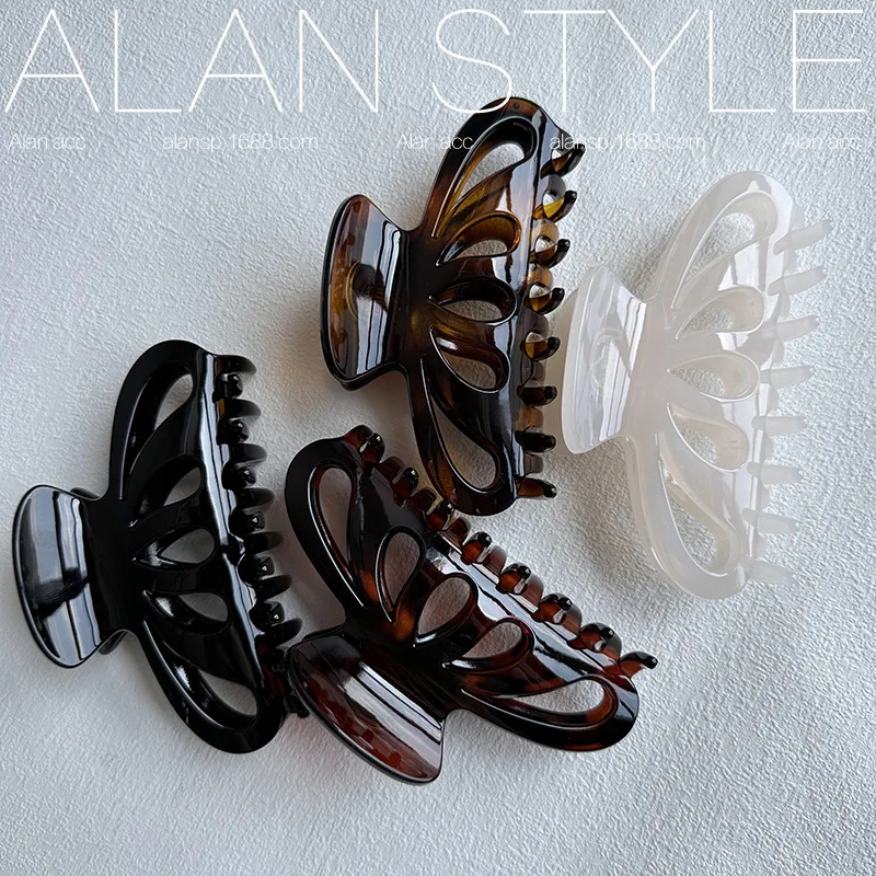 1pc Korean Coffee Color Hair Claw Exquisite Resin Shark Clip for Women Back of Head Bun Maker Large Size