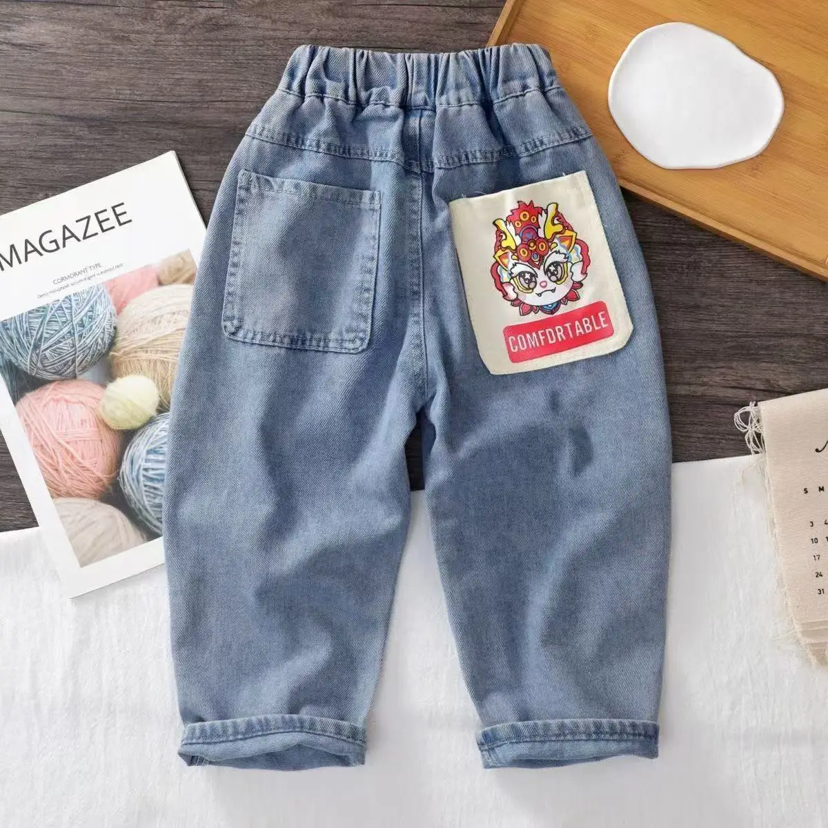 

Children's Spring and Autumn Jeans Soft and Comfortable Jeans for Children Wide Cartoon Printed Pants for Children