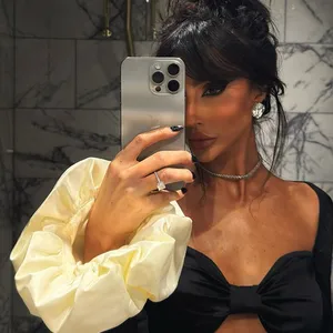 أفضل 10 مجموعة تنورة وبلوزة لحفلات المبيعات - No7