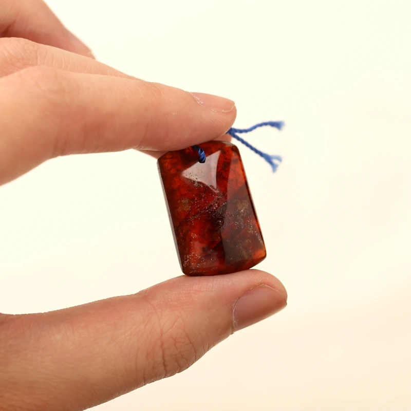 

Natural Gemstone Garnet Pendant Bead 28x18x8mm Front Drilled Semiprecious 9.96g Fashion Jewelry Accessory