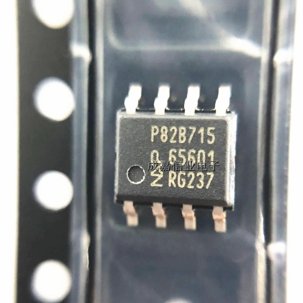 10pcs/Lot P82B715TD SOP-8 MARKING;P82B715 IC REDRIVER I2C 1CH 400KHZ Buffer 5V/9V 8-Pin Operation Temperature;-40°C ~ 85°C