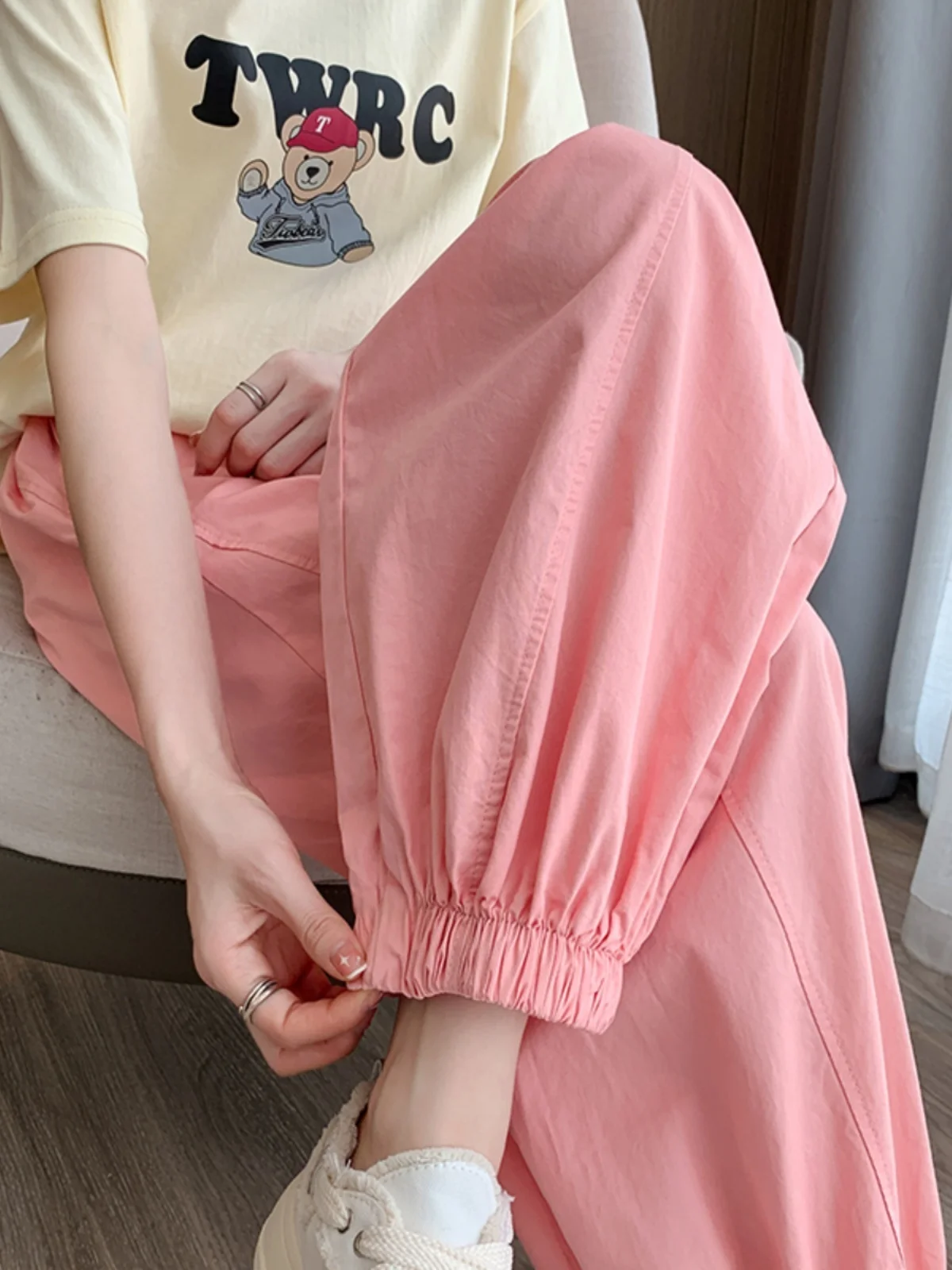 

Розовые брюки-шаровары с высокой талией для женщин, летние, новые, с эластичным поясом, повседневные, укороченные, маленьких размеров, удобные, свободные