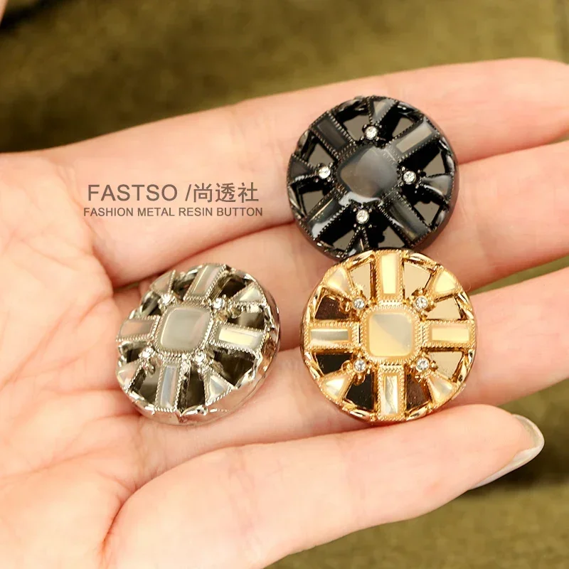 Design Button for Clothing Women's Cardigan Sweater Suit Coat Jacket Windbreaker Metal Golden Diamond Button 6pcs 22mm