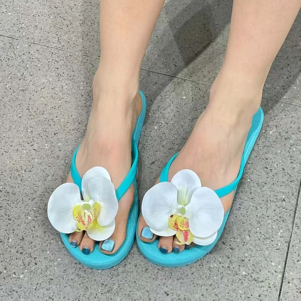 

PE Butterfly Orchid Flip Flops Anti-slip PVC Moth Orchid Household Shoes Thickened Resilience Women Flower Slippers Girls