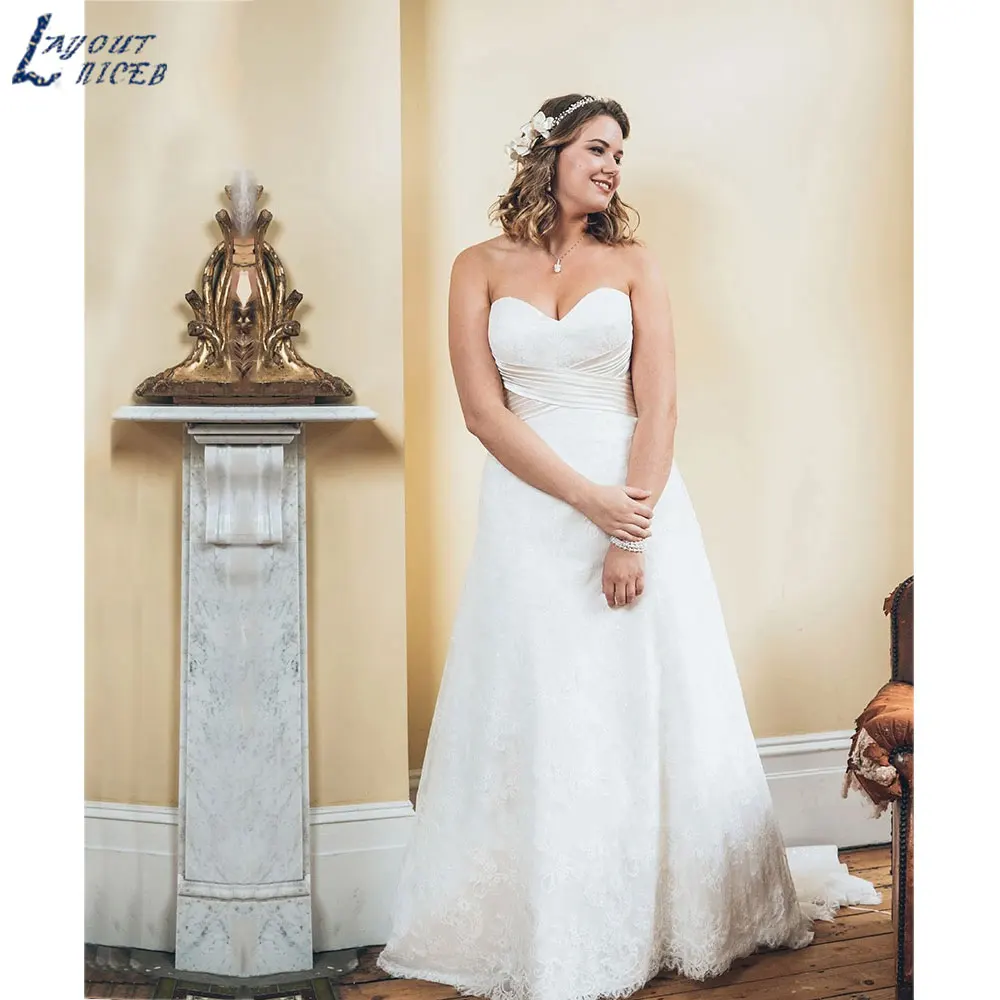 LAYOUT NICEB Plus Size abiti da sposa in pizzo senza spalline abito da sposa senza maniche senza schienale allacciato su misura suknia pollubna 2024LAYOUT NICEB Plus Size abiti da sposa in pizzo senza spalline abito da