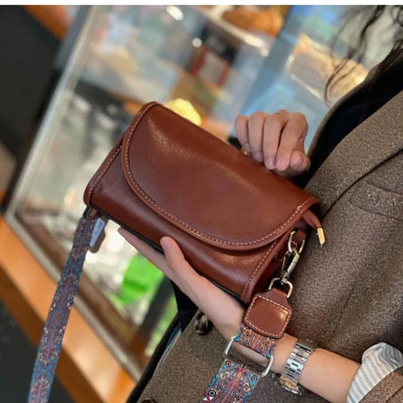 

Fashionable crossbody bag, new casual leather small square bag, shoulder bag, retro style trendy women's bag