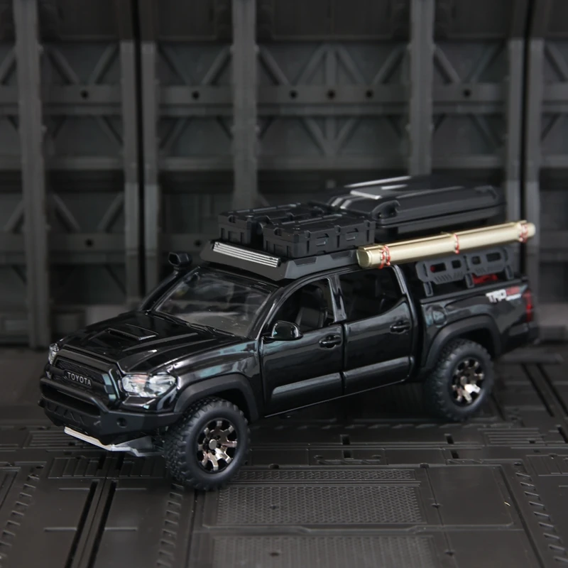 1:32 シミュレーション トヨタ タクマ トラベルエディション 合金製 オフロード車 モデルカー 豊富なディテール、精巧な仕上がり、高品質