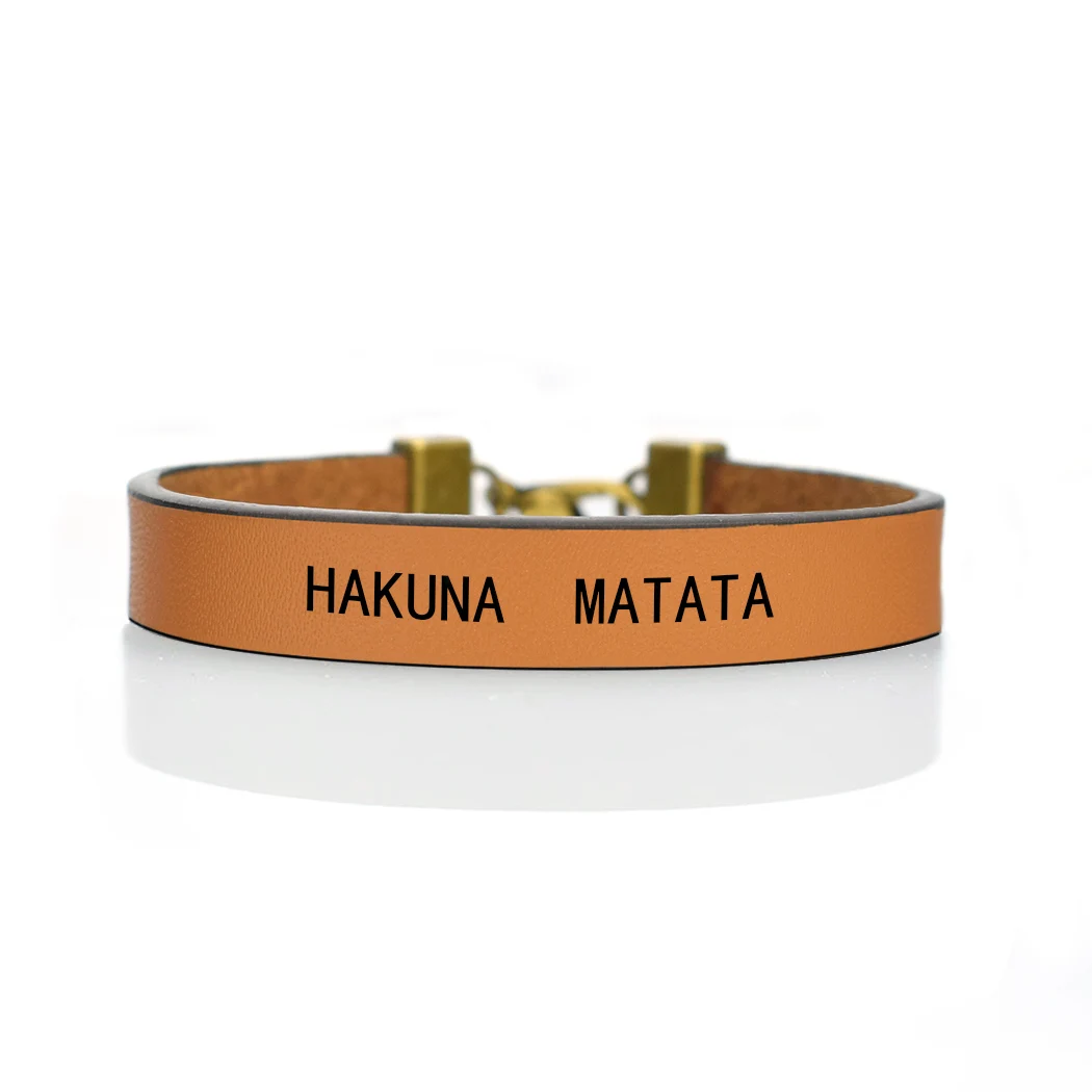 سوار مع نقش فيلم "HAKUNA MATATA" للنساء ، بحروف ريترو ، جلد ، هدية للأخوات