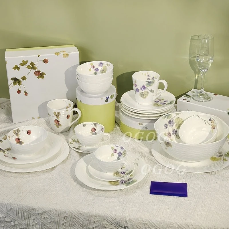 

Japanese Style Bone China Tableware Bowls Plates Cups Saucers Mugs Exquisite Home Use Tableware Ideal for Gifting Daily