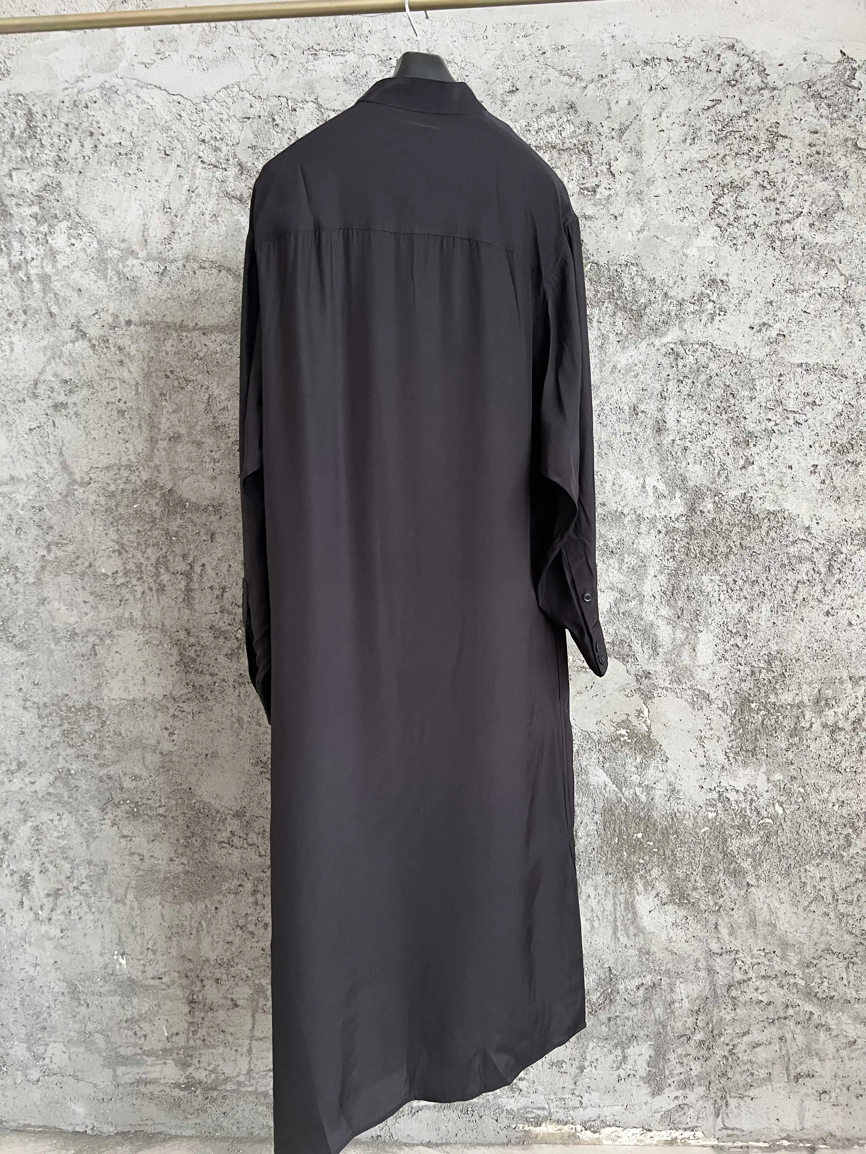 

TOP-YAMAMOTO Uchiyama printed abstract button-up coat, triacetate long shirt