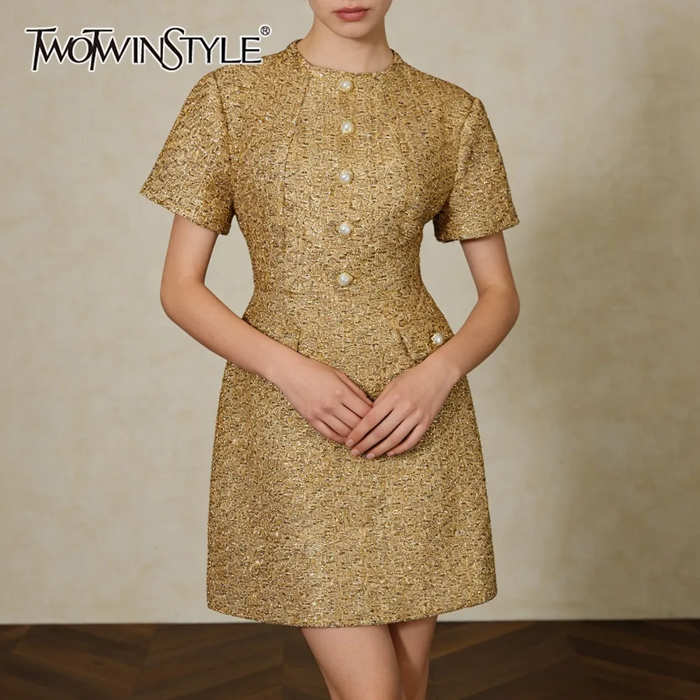 

TWOTWINSTYLE Элегантное женское платье с золотыми вставками и жемчугом, с круглым вырезом, коротким рукавом, свободного кроя, летняя мода, новинка