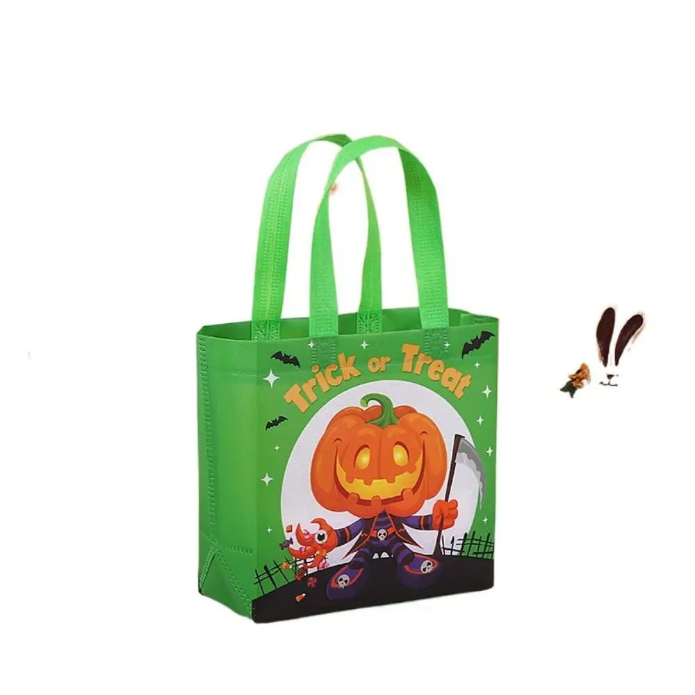 

Funny Ghost Halloween Non-woven Handbag Large Capacity Trick or Treat Bag Halloween Gift Bag Castle Printed Pumpkin Bag Children