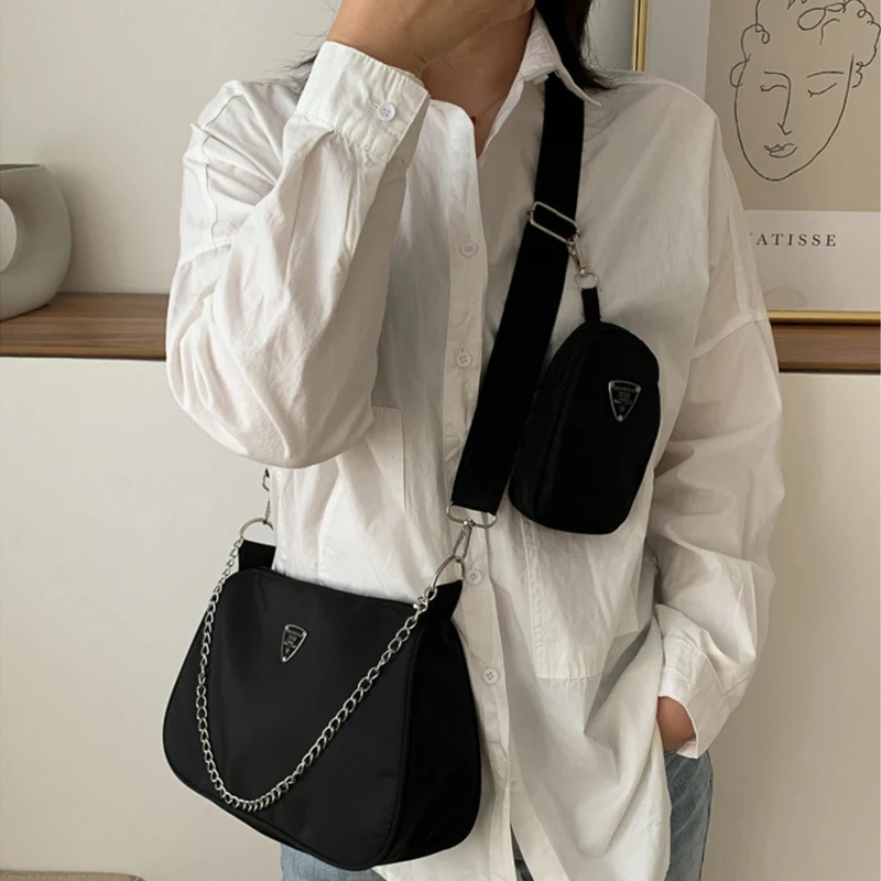 

Fashionable Minimalist Nylon Crossbody Bag for Women Portable Casual Underarm Students Crossbody Bag
