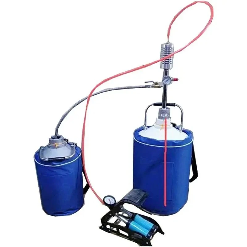 Foot-type liquid nitrogen pump, automatic liquid nitrogen extraction device, general-purpose liquid nitrogen pump
