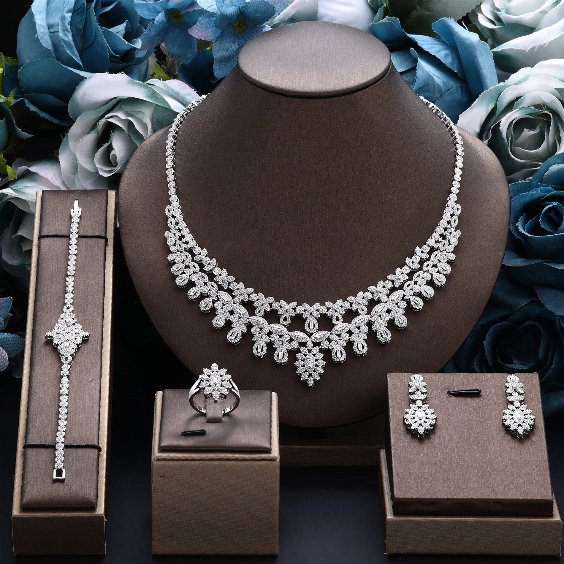 

2024 Elegant Women Wedding Jewellery African CZ Crystal Leaf Bridal Necklace Bracelet and Earrings 4-piece Zircon Jewelry Sets