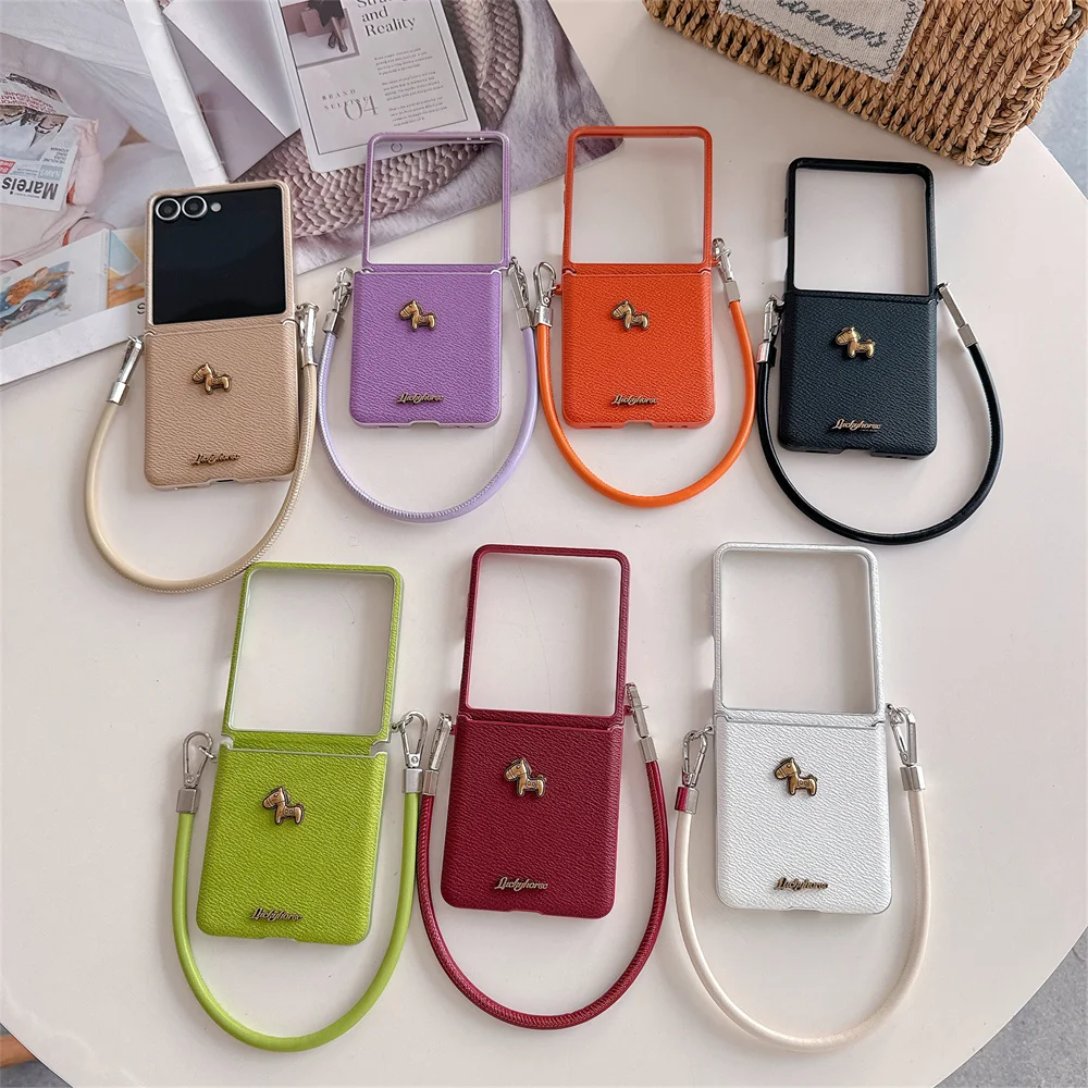 

Korean Leather Metal 3D Pony Phone case for Samsung Galaxy Z Flip7 6 5 4 Flip5 Flip6 Flip7 Cover With Hand Strap Cute Fundas Cap