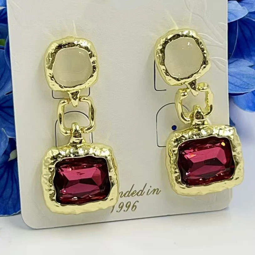 New Arrivals Vintage Square Crystal Drop Earrings Gold Plated Hammered Metal Two-Tone Gemstone Earrings for Women Party Jewelry