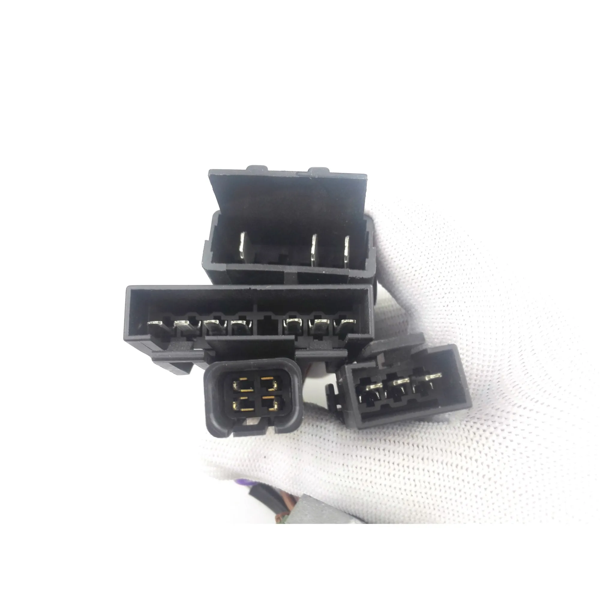 Wholesales Offer Turn Signal Switch for 577.96002 3172172 1624136 17P